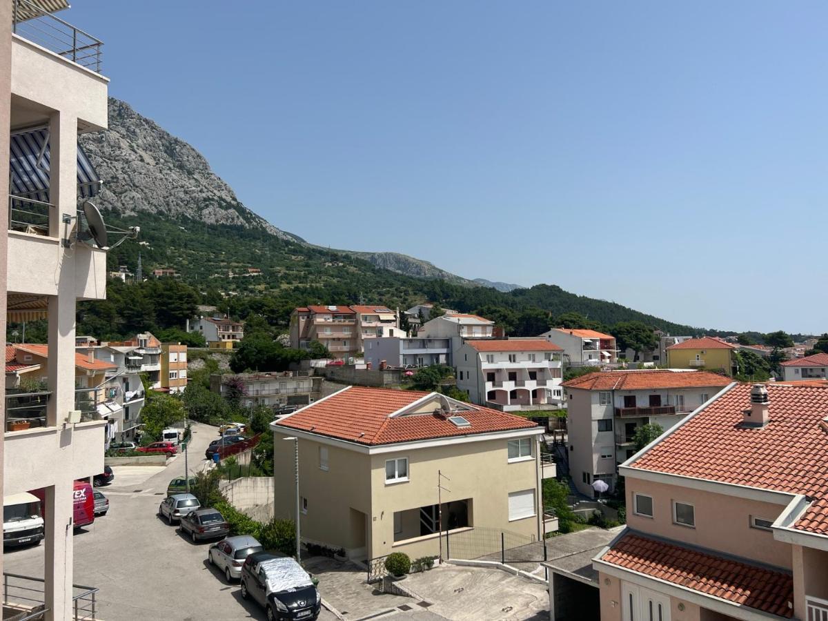 Apartment Lucija - Cozy Flat In The City Center With A Sea View & Parking Makarska Exterior foto